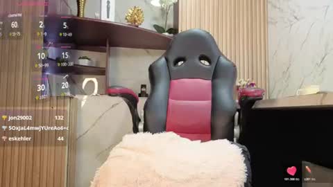 Miranda online show from 07-28-26, 07:39