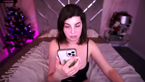 Snapshot of mirandawarm chatting on 01-16-25, 01:25 Miranda online show from 01-16-25, 01:25