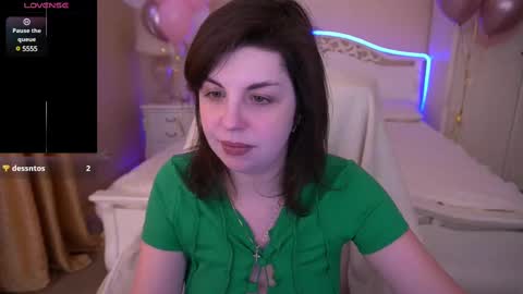 Snapshot of mirandawarm chatting on 02-12-25, 09:20 Miranda online show from 02-12-25, 09:20