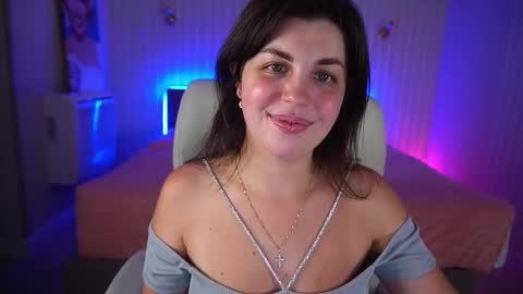 Snapshot of mirandawarm chatting on 09-13-25, 07:57 Miranda online show from 09-13-25, 07:57