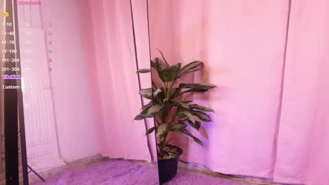 Snapshot of miranditaa chatting on 02-17-25, 08:09 MIRANDA HERNANDEZ online show from 02-17-25, 08:09