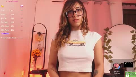 MIRANDA HERNANDEZ online show from 02-25-26, 04:33