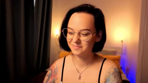 Snapshot of miraskyy chatting on 10-03-25, 02:58 MiraSkyy online show from 10-03-25, 02:58