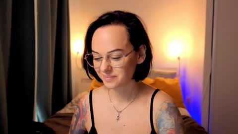 Snapshot of miraskyy chatting on 10-07-25, 02:36 MiraSkyy online show from 10-07-25, 02:36