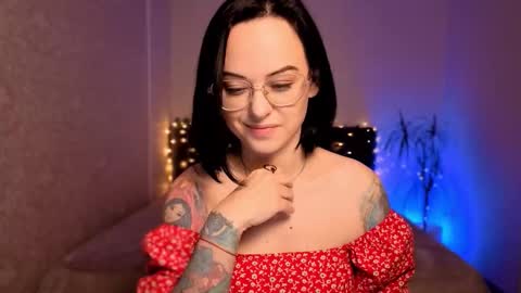 Snapshot of miraskyy chatting on 12-20-25, 09:11 MiraSkyy online show from 12-20-25, 09:11