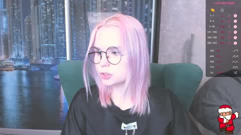 Kira online show from 12-29-24, 12:23