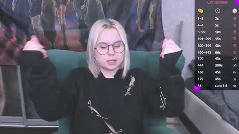 Kira online show from 02-20-25, 09:20