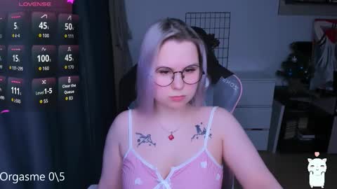 Kira online show from 03-27-26, 09:03