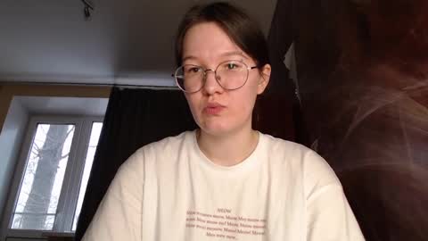 Snapshot of miriamor chatting on 01-19-25, 07:04 Mira online show from 01-19-25, 07:04