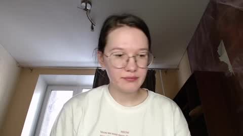 Snapshot of miriamor chatting on 02-10-25, 07:04 Mira online show from 02-10-25, 07:04