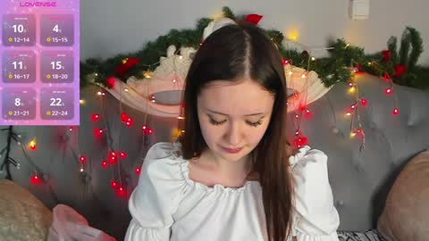 Snapshot of miriamwhite chatting on 01-12-25, 01:48 Miriam WhiteF online show from 01-12-25, 01:48