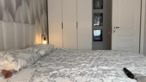 Miroslava online show from 04-26-26, 06:00