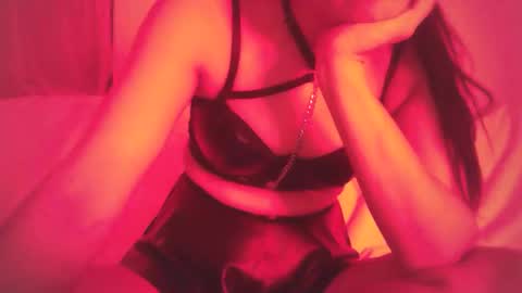 Mirra online show from 10-11-25, 08:40