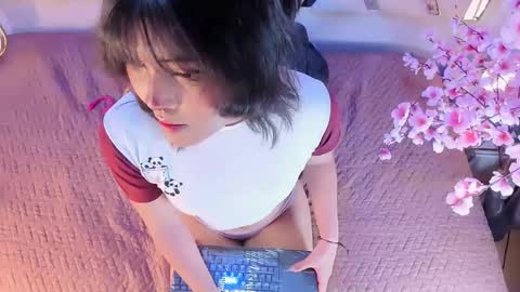 Snapshot of misa_saoki chatting on 05-24-26, 05:01 online show from 05-24-26, 05:01