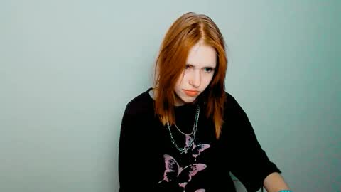 misaki_chan_ online show from 09-21-25, 09:49