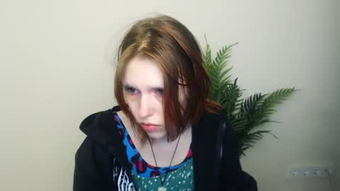 misaki_chan_ online show from 04-05-26, 09:34