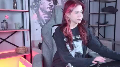 Misa online show from 11-28-25, 12:02