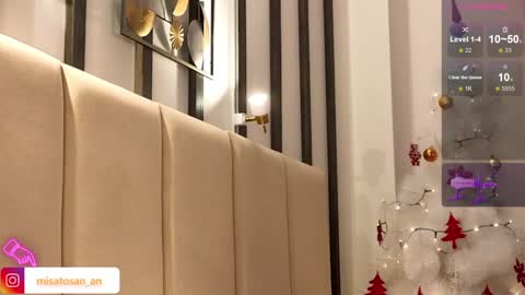 Annie  dont forget to thumbs up me  online show from 01-10-25, 01:09