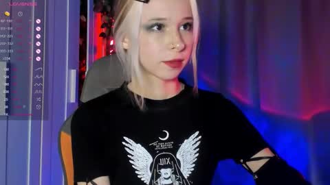 misekiii online show from 11-12-25, 12:44