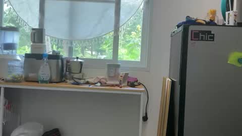 Snapshot of mishakoletzki chatting on 11-12-25, 05:30 Msha Koletzk online show from 11-12-25, 05:30