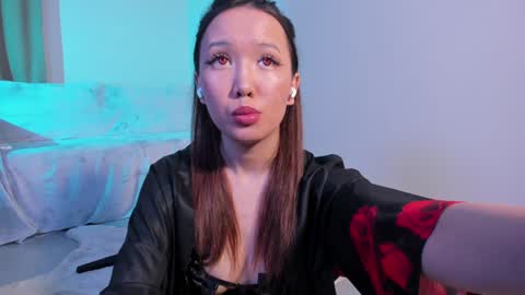 Mishel online show from 02-02-25, 08:41