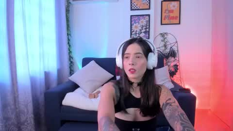 KRAVE  online show from 02-02-26, 06:17