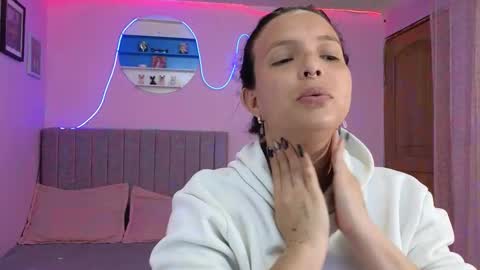 misofialeal online show from 10-16-25, 07:26