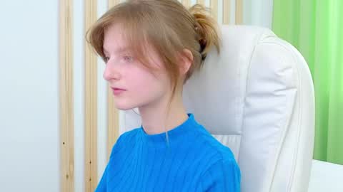 Alisa NONNUDE online show from 03-12-26, 01:17