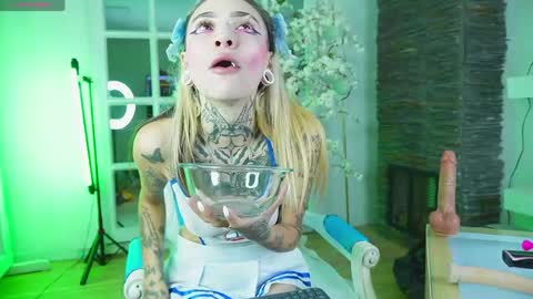 miss___angel online show from 04-22-26, 11:01