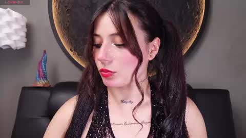 Snapshot of miss___charlotte chatting on 06-10-26, 06:07 Charlotte online show from 06-10-26, 06:07
