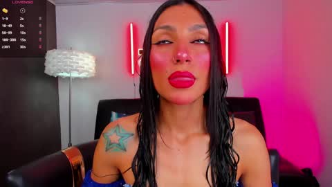 Snapshot of miss___evangeline chatting on 04-23-26, 02:35 Evangeline online show from 04-23-26, 02:35