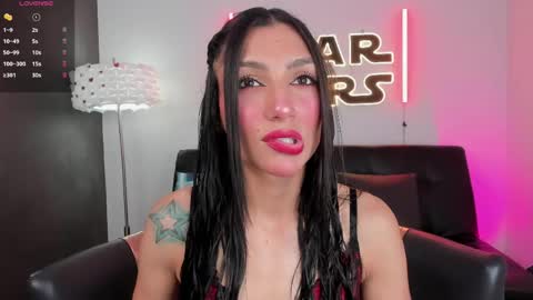 Snapshot of miss___evangeline chatting on 04-24-26, 02:36 Evangeline online show from 04-24-26, 02:36