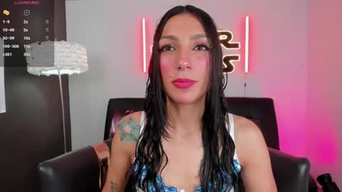 Snapshot of miss___evangeline chatting on 05-09-26, 02:50 Evangeline online show from 05-09-26, 02:50
