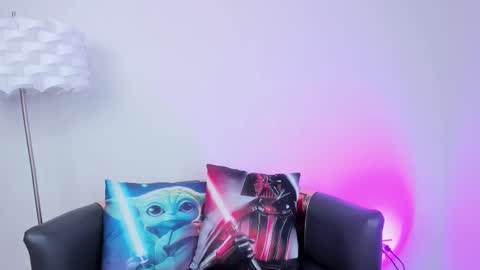 Snapshot of miss___megan chatting on 10-10-25, 09:47 Megan online show from 10-10-25, 09:47