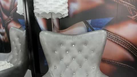 Snapshot of miss___taylor chatting on 10-07-25, 02:31 Taylor online show from 10-07-25, 02:31