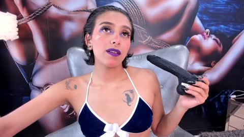 Martina online show from 01-30-25, 05:41