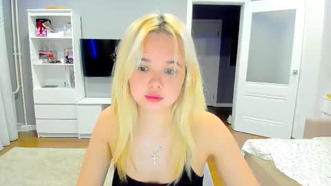 miss__selena online show from 11-23-25, 09:14