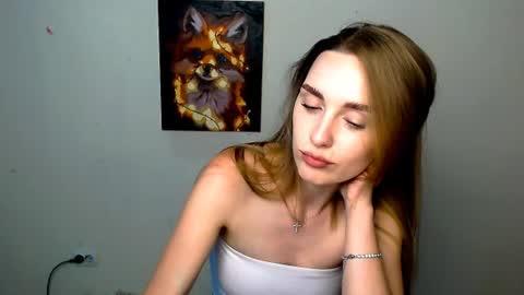 Snapshot of miss_angelina_ chatting on 06-30-26, 05:52 Angelina online show from 06-30-26, 05:52