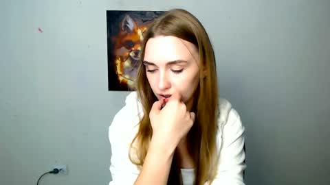 Snapshot of miss_angelina_ chatting on 07-24-26, 06:00 Angelina online show from 07-24-26, 06:00