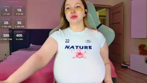 Anna online show from 04-22-26, 10:17