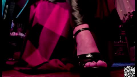 Snapshot of miss_asmodeus chatting on 10-30-25, 09:26 missAsmodeus online show from 10-30-25, 09:26