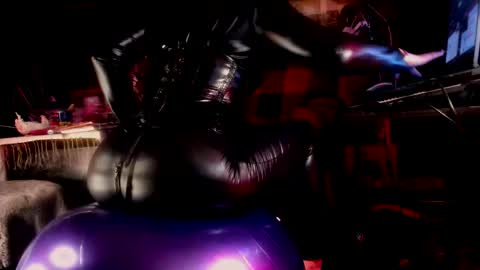 Snapshot of miss_asmodeus chatting on 03-06-26, 09:00 missAsmodeus online show from 03-06-26, 09:00