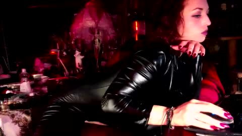 Snapshot of miss_asmodeus chatting on 03-13-26, 09:32 missAsmodeus online show from 03-13-26, 09:32