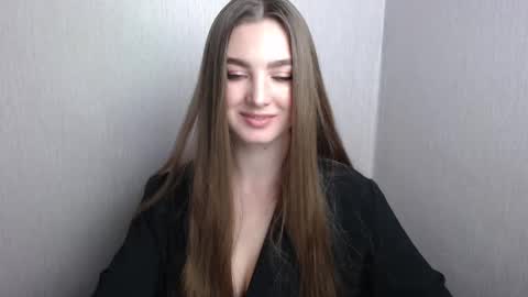 Snapshot of miss_azalea chatting on 02-14-25, 06:19 Georgia online show from 02-14-25, 06:19