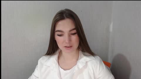 Snapshot of miss_azalea chatting on 12-17-25, 02:45 Georgia online show from 12-17-25, 02:45