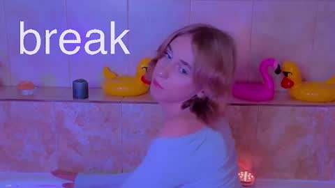 Anya online show from 04-28-26, 02:27