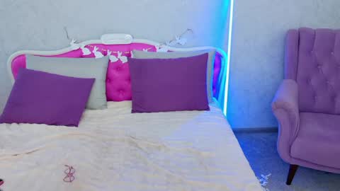 Kris online show from 04-28-26, 02:27