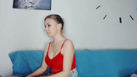 miss_blonde1 online show from 05-22-26, 07:15