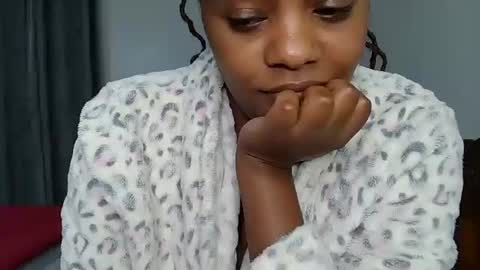 Candy online show from 01-07-25, 12:03