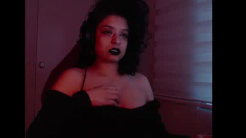 Miss Carmila online show from 10-06-25, 10:51